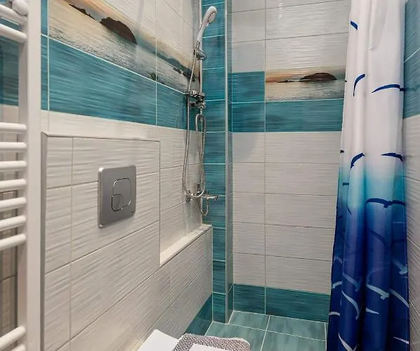 Rainbow, Nilie Hospitality Mgmt *